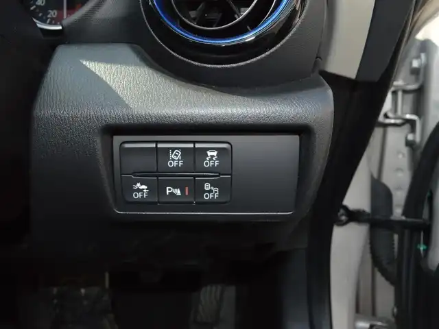 マツダ ロードスター 990S 栃木県 2022(令4)年 7.9万km プラチナクォーツメタリック ワンオーナー/ソフトトップ/ディーラー点検記録簿/[R4/R5/R6/R7]/i-ACTIVE SENSE/[ハイビームコントロールシステム/アダプティブLEDヘッドライト/車線逸脱警報システム/交通標識認識システム/ドライバーアテンションアラート/リアクロストラフィックアラート/アドバンストスマートシティブレーキサポート]/ブラインドスポットモニタリング/フォワードセンシングカメラ/レーダーセンサー/トラクションコントロールシステム/社外ポータブルディスプレイオーディオ/[AM/FM/BT]/プッシュスタート/オートライト/RAYS純正ホイール/bremboキャリパー/社外ツイータースピーカー/取扱説明書/保証書