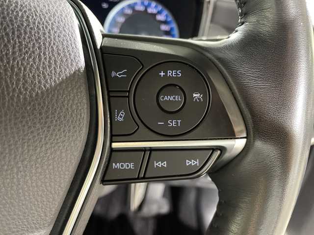 トヨタ クラウン ハイブリッド RS アドバンス 福岡県 2021(令3)年 2.6万km プレシャスホワイトパール サンルーフ/純正12.3インチナビ/・CD/DVD/BT/フルセグTV/・パノラミックビューモニター/トヨタセーフティセンス/・プリクラッシュセーフティ/・レーントレーシングアシスト/・リヤクロストラフィックアラート/・パーキングサポートブレーキ/・ロードサインアシスト/・ブラインドスポットモニター/・オートハイビーム/・クリアランスソナー/デジタルインナーミラー/前方ドライブレコーダー/革シート/・シートヒーター/ベンチレーション（D/N)/・パワーシート（D/N）/革巻きステアリング/・ステアリングリモコン/・パドルシフト/LEDヘッドライト/・オートライト/・フォグランプ/ETC