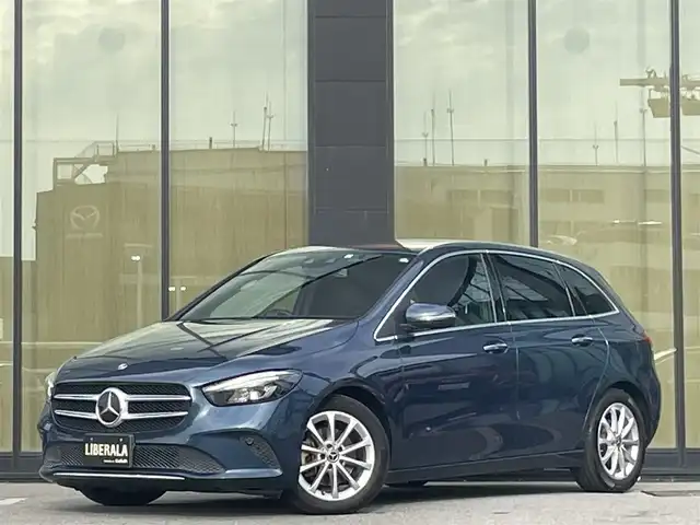 メルセデス・ベンツ Ｂ２００ｄ 石川県 2020(令2)年 5.7万km 紺 軽減ブレーキ/アダプティブクルーズコントロール/ブラインドスポットモニター/レーンキープアシスト/純正ナビ/フルセグＴＶ/バックカメラ/クリアランスソナー/フットトランクオープナー/ＬＥＤライト