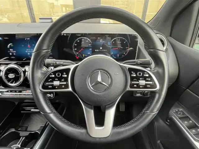 メルセデス・ベンツ Ｂ２００ｄ 石川県 2020(令2)年 5.7万km 紺 軽減ブレーキ/アダプティブクルーズコントロール/ブラインドスポットモニター/レーンキープアシスト/純正ナビ/フルセグＴＶ/バックカメラ/クリアランスソナー/フットトランクオープナー/ＬＥＤライト