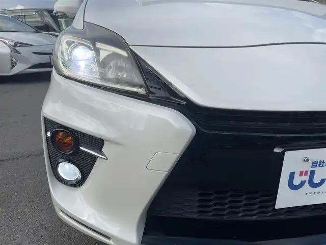 トヨタ プリウス S ツーリングセレ G’s 和歌山県 2012(平24)年 9.7万km ホワイトパールクリスタルシャイン (株)IDOMが運営する【じしゃロン和歌山店】の自社ローン専用車両になります。こちらは現金またはオートローンご利用時の価格です。自社ローンご希望の方は別途その旨お申付け下さい/横滑り防止措置/社外SDナビ/BT/CD/DVD/フルセグ/バックカメラ/LEDオートライト/純正18インチアルミホイール/スマートキー/ETC