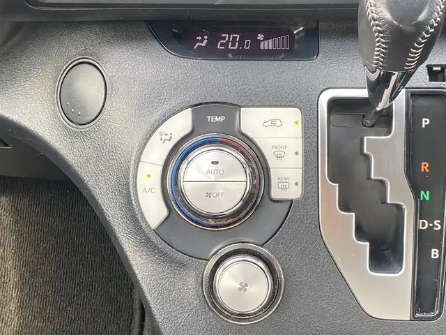 トヨタ シエンタ G 岐阜県 2017(平29)年 7.3万km ヴィンテージブラウンパールクリスタルシャイン ワンオーナー/ＡＬＰＩＮＥナビ/ワンセグTV/トヨタセーフティセンス/・プリクラッシュセーフティシステム/・レーンディパーチャーアラート/・オートマチックハイビーム/オートライト/両側パワースライドドア/前席シートヒーター/バックカメラ/ドライブレコーダー/アイドリングストップ/スペアキー/純正フロアマット/純正ドアバイザー/純正１５インチホイール