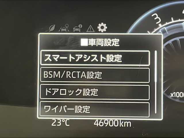 ダイハツ ロッキー プレミアム 宮城県 2019(令1)年 4.7万km ブラックマイカメタリック/コンパーノレッド 禁煙車/スマートアシスト/パノラマモニター/ハーフレザーシート/・衝突軽減ブレーキ/・レーンキープアシスト/・アダプティブクルーズコントロール/・オートハイビーム/・ブラインドスポットモニター/・リヤ・クロス・トラフィック・アラート/・コーナーセンサー（前後）/純正SDナビ/・CD・DVD・SD・BT/フルセグTV/前席シートヒーター/純正ドライブレコーダー（フロント）/LEDヘッドライト/LEDフォグライト/アイドリングストップ/横滑り防止装置/プッシュスタート/スマートキー/純正17インチアルミホイール