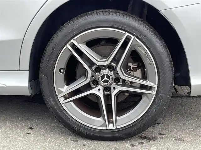 メルセデス・ベンツ Ｃ２００ 4マチック AVG AMGライン 青森県 2019(平31)年 4万km イリジウムシルバー 純正ナビ/(フルセグTV/Bluetooth/AM/FM)/Apple Carplay/アクティブクルーズコントロール/バックカメラ/電動リアゲート/前席メモリー付きパワーシート/前席シートヒーター/レザーシート/ブラインドスポットモニター/パドルシフト/ステアリングスイッチ/アンビエントライト/前後コーナーセンサー/木目調パネル/レーンキープアシスト/純正LEDフォグランプ/純正アルミホイール/純正フロアマット/ETC/4WD/USB入力端子/オートライト/プッシュエンジンスタート