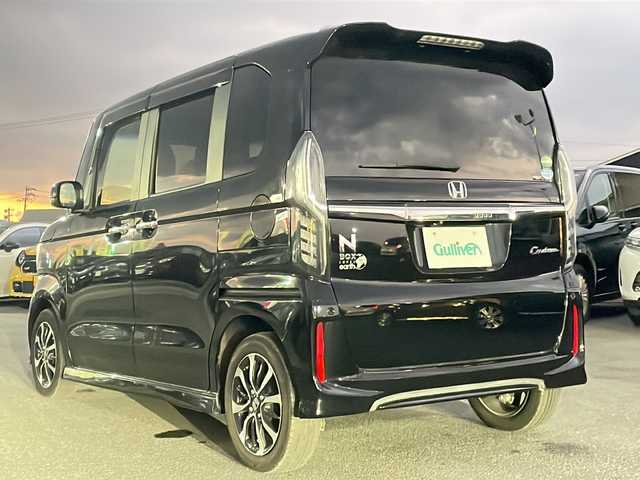 ホンダ Ｎ ＢＯＸ カスタム G L ホンダセンシング 香川県 2018(平30)年 7.5万km クリスタルブラックパール 社外ナビ（フルセグＴＶ/CD，DVD/BT）/バックカメラ/ドライブレコーダー/片側パワースライドドア/ビルトインETC/オートライト/ターボ/スペアキー