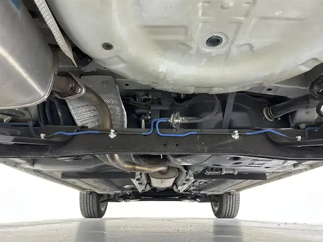 日産 ジューク 15RX V アーバンセレ パーソナライゼーション 佐賀県 2017(平29)年 3.7万km ブリリアントホワイトパール 純正7型ナビ/（ＡＭ/ＦＭ/CD/DVD/Bluetooth/フルセグTV）/バックカメラ/オートエアコン/衝突被害軽減システム/盗難防止装置/横滑り防止装置/オートライト/スマートキー/スペアキー/プッシュスタート/純正フロアマット/純正17インチアルミホイール