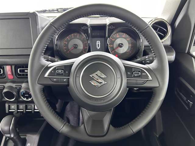 スズキ ジムニー XC 佐賀県 2025(令7)年 0.1万km未満 ブルーイッシュブラックパール3 登録未使用車/スズキセーフティーサポート/クルーズコントロール/レーンキープアシスト/後方コーナーセンサー/ヒルディセントコントロール/シートヒーター/純正LEDヘッドライト/フォグライト/ヘッドライトウォッシャー/純正16インチアルミホイール/スマートキー/アイドリングストップ/ステアリングスイッチ/禁煙車
