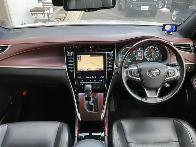 トヨタ ハリアー ハイブリッド プレミアム アドバンスドP 山口県 2014(平26)年 5.8万km ホワイトパールクリスタルシャイン 純正メーカーOPナビ＆/パノラミックビューカメラ/＆フルセグTV＆プレミアム/サウンドシステム(JBL)/純正フロアマット/純正ドアバイザー/純正フォグランプ/純正18インチアルミ/パワーバックドア/クルーズコントロール/オートライト/オートハイビーム/フロントパワーシート/　＆シートヒーター/ビルトインETC