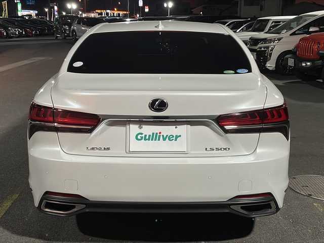 レクサス ＬＳ 500 Iパッケージ 香川県 2018(平30)年 6.4万km ソニッククォーツ 12.3インチワイドディスプレイ（フルセグTV/CD/DVD/BT)/デジタルインナーミラー/ヘッドアップディスプレイ/ブラインドスポットモニター/マークレビンソン/全方位カメラ/電動リアゲート/ドライブレコーダー/シートヒーター/コーナーセンサー/ビルトインETC2.0