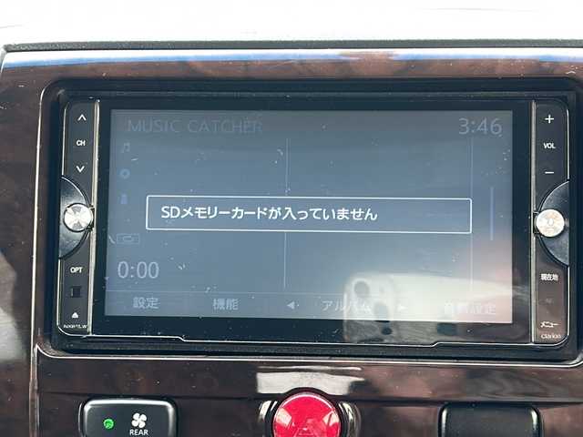 三菱 デリカＤ：５ シャモニー 千葉県 2016(平28)年 9.7万km ウォームホワイトP/クールシルバー ナビNX615W　ＢT　バックカメラ　クルコン　シートヒーター　パワーシート　ＥＴＣ　両側パワースライドドア　ウッド調コンビハンドル ＨＩＤ　オートライト　ホワイトレタータイヤ ディーゼル ターボ