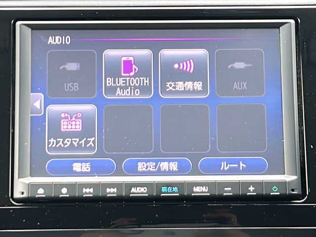 ホンダ シャトル ハイブリッド Z ホンダセンシング 山口県 2019(令1)年 3.1万km プラチナホワイトパール 禁煙車/ワンオーナー/純正メモリナビ/フルセグTV/CD/DVD/FM/AM/SD/BT/USB/AUX/バックカメラ/ルーフレール/ビルトインETC/横滑り防止/標識認識機能/先行車発進お知らせ/プッシュスタート/前席シートヒーター/革巻きステアリング/ステアリングスイッチ/パドルシフト/オートリトラウィンカーミラー/フォグランプ/リアワイパー/オートハイビーム/アルミペダル/純正サイドスポイラー/ISOFIX/保証書/取扱説明書/スマートキー