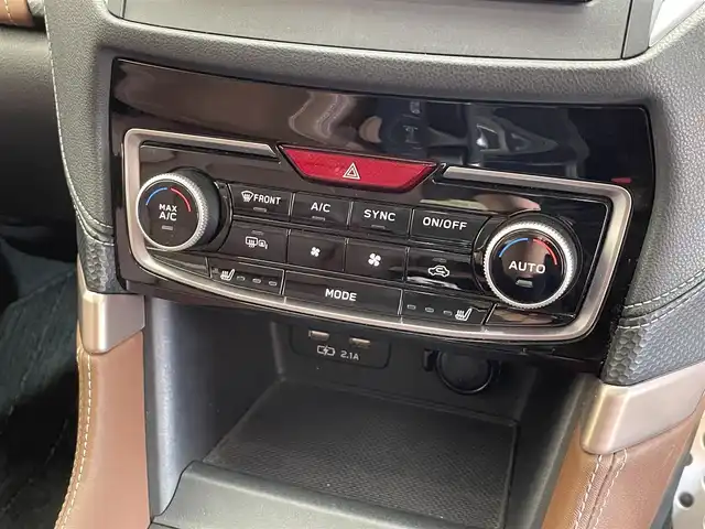 スバル フォレスター ハイブリッド アドバンス 岩手県 2020(令2)年 6.2万km クリスタルホワイトP ワンオーナー/４WD/本革シート/アイサイトツーリングアシスト/アイサイトセイフティプラス/プリクラッシュブレーキ/全車速追従機能付きクルーズコントロール/アクティブレーンキープ/ツーリングアシスト/アダプティブドライビングビーム/ステアリング連動ヘッドランプ/コーナーセンサー/スバルリヤビークルディテクション/ドライバーモニタリングシステム/AT誤発進抑制制御/先行車発進告知機能/スマートリヤビューミラー/X-MODE/ヒルディセントコントロール/パドルシフト/パワーシート(前席)/シートヒーター(前席・後席左右)/ステアリングヒーター/社外ナビ/フルセグTV/バック・サイド・フロントビューモニター/ETC/LEDヘッドランプ/純正アルミホイール積み込みあり
