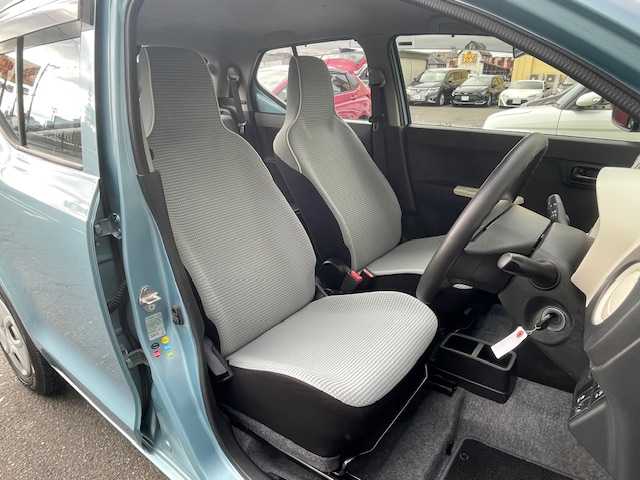 スズキ アルト L 青森県 2018(平30)年 1.5万km フィズブルーパールメタリック ４WD/純正オーディオ/衝突軽減スイッチ/アイドリング/横滑り防止装置/ライトレベライザー/シートヒーターD/N席/保証書/取扱説明書/スペアキー1本