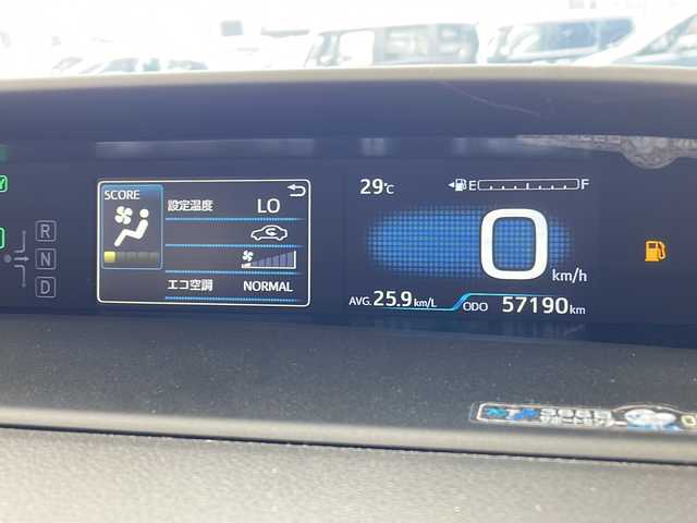 トヨタ プリウス A 沖縄県 2019(令1)年 5.8万km スティールブロンドM 純正９型ナビ(NSZT-Y68T)/(フルセグＴＶ　ＤＶＤ再生　ＢＴ接続)/バックカメラ　/トヨタセーフティセンス　/レーダークルーズコントロール　/ＨＵＤ　/ＢＳＭ　/クリアランスソナー　/パワーシート　/ビルトインＥＴＣ　/ＬＥＤオートライト