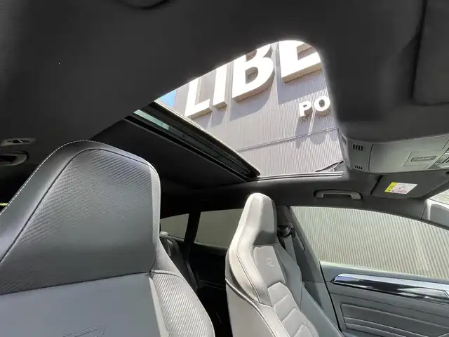 フォルクスワーゲン ＶＷ アルテオン SB TSI 4モーション Rラインアドバンス 長野県 2021(令3)年 3.5万km 赤 サンルーフ　/ｈａｒｍａｎ／ｋａｒｄｏｎ/ＨＵＤ　/ＡＣＣ　/ＢＳＭ　/黒革シート　/ＰＷシート　/シートヒーター/ＤｉｓｃｏｖｅｒＰｒｏ　/３６０°カメラ　/ＬＥＤヘッドライト　/パークアシスト　/デジタルメーター　/Ｃａr play/100V/パークセンサー