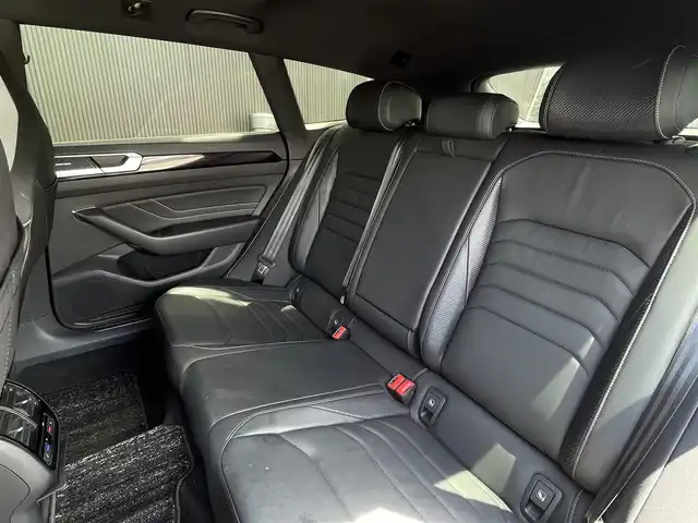 フォルクスワーゲン ＶＷ アルテオン SB TSI 4モーション Rラインアドバンス 長野県 2021(令3)年 3.5万km 赤 サンルーフ　/ｈａｒｍａｎ／ｋａｒｄｏｎ/ＨＵＤ　/ＡＣＣ　/ＢＳＭ　/黒革シート　/ＰＷシート　/シートヒーター/ＤｉｓｃｏｖｅｒＰｒｏ　/３６０°カメラ　/ＬＥＤヘッドライト　/パークアシスト　/デジタルメーター　/Ｃａr play/100V/パークセンサー