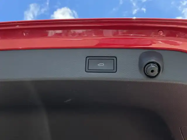 フォルクスワーゲン ＶＷ アルテオン SB TSI 4モーション Rラインアドバンス 長野県 2021(令3)年 3.5万km 赤 サンルーフ　/ｈａｒｍａｎ／ｋａｒｄｏｎ/ＨＵＤ　/ＡＣＣ　/ＢＳＭ　/黒革シート　/ＰＷシート　/シートヒーター/ＤｉｓｃｏｖｅｒＰｒｏ　/３６０°カメラ　/ＬＥＤヘッドライト　/パークアシスト　/デジタルメーター　/Ｃａr play/100V/パークセンサー