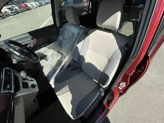 ダイハツ キャスト スタイル G SAⅡ 愛媛県 2016(平28)年 1.6万km ファイアークォーツレッドM 衝突被害軽減ブレーキ/車線逸脱警報/純正7インチナビ（Bluetooth/フルセグTV/DVD再生）/バックカメラ/ETC/純正フロアマット/ベンチシート/純正15インチAW/バックセンサー/プッシュスタート/オートライト/LEDヘッドライト/フォグランプ/ABS/横滑り防止装置/盗難防止装置