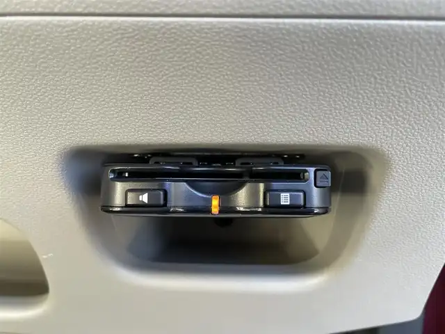 ダイハツ キャスト スタイル G SAⅡ 愛媛県 2016(平28)年 1.6万km ファイアークォーツレッドM 衝突被害軽減ブレーキ/車線逸脱警報/純正7インチナビ（Bluetooth/フルセグTV/DVD再生）/バックカメラ/ETC/純正フロアマット/ベンチシート/純正15インチAW/バックセンサー/プッシュスタート/オートライト/LEDヘッドライト/フォグランプ/ABS/横滑り防止装置/盗難防止装置