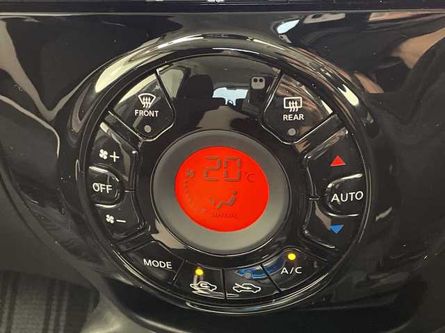 日産 ノート e－パワー X Vセレクション 愛知県 2020(令2)年 2.5万km スーパーブラック 純正9型ナビ/全方位カメラ/バックカメラ/コーナーセンサー/純正アルミホイール/LEDヘッドライト/オートライト/ドライブレコーダー/ETC/衝突軽減システム/フルセグ/CD DVD/Bluetooth/ステアリングスイッチ/スマートキー/プッシュスタート