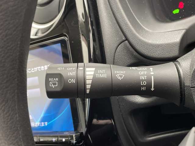 日産 ノート e－パワー X Vセレクション 愛知県 2020(令2)年 2.5万km スーパーブラック 純正9型ナビ/全方位カメラ/バックカメラ/コーナーセンサー/純正アルミホイール/LEDヘッドライト/オートライト/ドライブレコーダー/ETC/衝突軽減システム/フルセグ/CD DVD/Bluetooth/ステアリングスイッチ/スマートキー/プッシュスタート