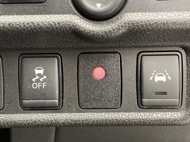 日産 ノート e－パワー X Vセレクション 愛知県 2020(令2)年 2.5万km スーパーブラック 純正9型ナビ/全方位カメラ/バックカメラ/コーナーセンサー/純正アルミホイール/LEDヘッドライト/オートライト/ドライブレコーダー/ETC/衝突軽減システム/フルセグ/CD DVD/Bluetooth/ステアリングスイッチ/スマートキー/プッシュスタート