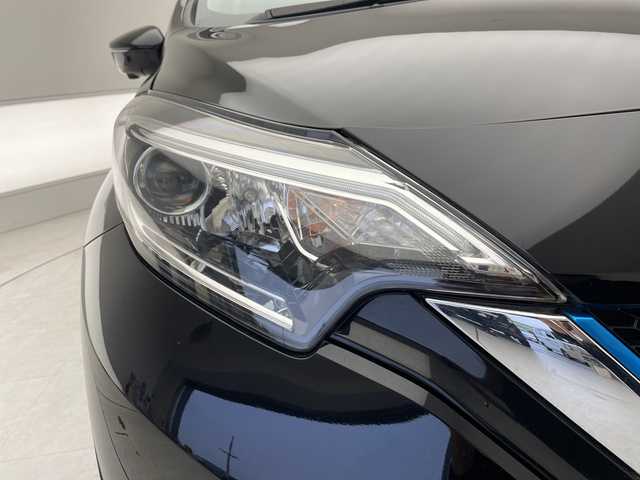 日産 ノート e－パワー X Vセレクション 愛知県 2020(令2)年 2.5万km スーパーブラック 純正9型ナビ/全方位カメラ/バックカメラ/コーナーセンサー/純正アルミホイール/LEDヘッドライト/オートライト/ドライブレコーダー/ETC/衝突軽減システム/フルセグ/CD DVD/Bluetooth/ステアリングスイッチ/スマートキー/プッシュスタート