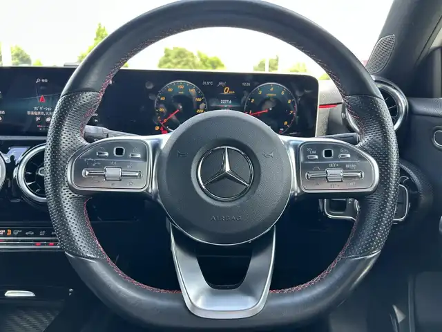 メルセデス・ベンツ Ａ１８０ スタイル AMGライン 栃木県 2019(平31)年 5.2万km 白 ナビゲーションパッケージ/フルセグTV Bluetooth/バックカメラ/レーダーセーフティパッケージ/レーンキープ /ブラインドスポットモニター/ハーフレザーシート/シートヒーター/メモリーパワーシート/ドライブレコーダー/プッシュスタート/スペアキー×１/ETC2.0/コーナーセンサー