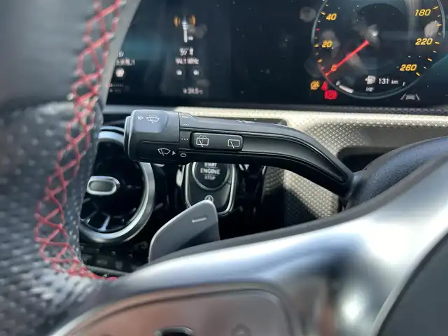 メルセデス・ベンツ Ａ１８０ スタイル AMGライン 栃木県 2019(平31)年 5.2万km 白 ナビゲーションパッケージ/フルセグTV Bluetooth/バックカメラ/レーダーセーフティパッケージ/レーンキープ /ブラインドスポットモニター/ハーフレザーシート/シートヒーター/メモリーパワーシート/ドライブレコーダー/プッシュスタート/スペアキー×１/ETC2.0/コーナーセンサー