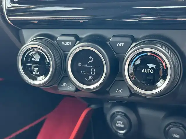 スズキ スイフト スポーツ セーフティPKG 東京都 2019(平31)年 5.7万km スーパーブラックパール 純正8インチナビ/全方位モニター/ビルトインETC/衝突軽減ブレーキ/レーンキープアシスト/クルーズコントロール/LEDヘッドライト/スマートキー/純正17インチAW