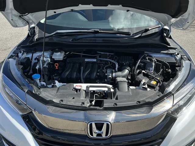 ホンダ ヴェゼル ハイブリッド Z ホンダセンシング 富山県 2018(平30)年 7.4万km プラチナホワイトパール 禁煙車/ワンオーナー　/純正ＨＤＤナビ　/フルセグ　/ホンダセンシング　/バックカメラ　/ＬＥＤヘッドライト　/レーダークルーズコントロール　/パドルシフト　/スマートキー　/ハーフレザーシート　/純正アルミホイール　/純正オーディオ/ウィンカーミラー/電動格納ミラー/ビルトインETC/プッシュスタート