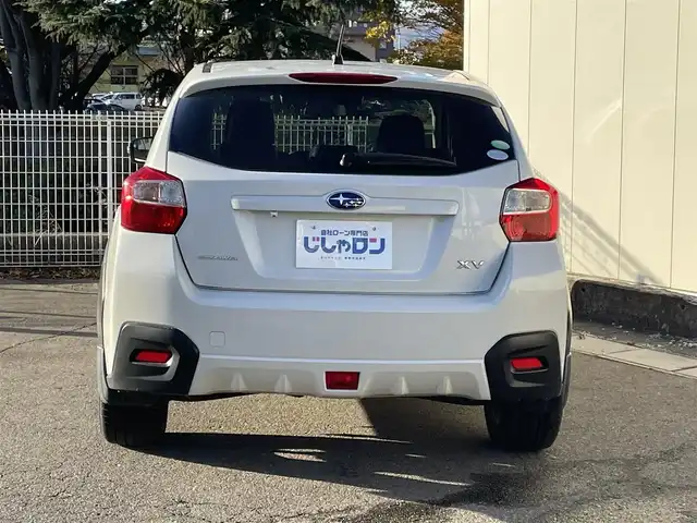 スバル インプレッサ ＸＶ 2．0i－L アイサイト 福島県 2015(平27)年 12.6万km クリスタルホワイトP (株)IDOMが運営する【じしゃロン福島店】の自社ローン専用車両になります。こちらは現金またはオートローンご利用時の価格です。自社ローンご希望の方は別途その旨お申付け下さい/社外アルパインナビ/フルセグテレビ/バックカメラ/アイサイト/レーンキープアシスト/レーダークルーズコントロール/革巻ステアリング/ドアバイザー/パドルシフト/スタッドレスタイヤ積込