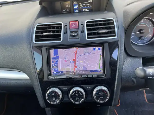 スバル インプレッサ ＸＶ 2．0i－L アイサイト 福島県 2015(平27)年 12.6万km クリスタルホワイトP (株)IDOMが運営する【じしゃロン福島店】の自社ローン専用車両になります。こちらは現金またはオートローンご利用時の価格です。自社ローンご希望の方は別途その旨お申付け下さい/社外アルパインナビ/フルセグテレビ/バックカメラ/アイサイト/レーンキープアシスト/レーダークルーズコントロール/革巻ステアリング/ドアバイザー/パドルシフト/スタッドレスタイヤ積込