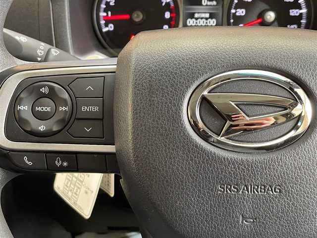 ダイハツ アトレー バン デッキバン 岩手県 2022(令4)年 1.1万km オフビートカーキM ４WD/両側パワースライドドア/スマートアシスト/衝突被害軽減ブレーキ/コーナーセンサー/レーンアシスト/クルーズコントロール/横滑り防止装置/アイドリングストップ/バックカメラ/純正ディスプレイオーディオ（Bluetooth USB フルセグ AndroidAUTO AppleCarPlay HDMI）/オートハイビーム/オートライト/オートエアコン/ステアリングスイッチ/ETC/ドアミラーウインカー