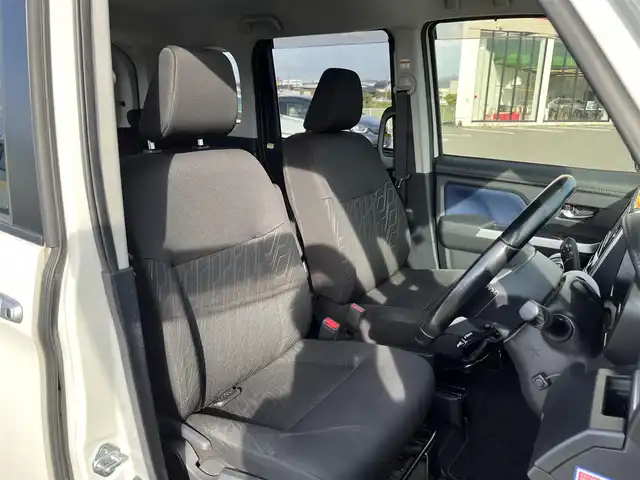 トヨタ タンク カスタムG S 鳥取県 2018(平30)年 6.8万km パールホワイトⅢ ４・W・D/ワンオーナー/純正ナビ/フルセグ/DVD/CD/BT/バックカメラ・ビルトインETC/ドライブレコーダー/衝突軽減ブレーキ/クルーズコントロール/レーンキープアシスト/両側パワースライドドア/LEDヘットライト/フォグライト/純正14インチアルミホイール/純正エアロパーツ/プッシュエンジンスタート/アイドリングストップ/フロアマット・ドアバイザー/保証書/取扱説明書/スペアキー