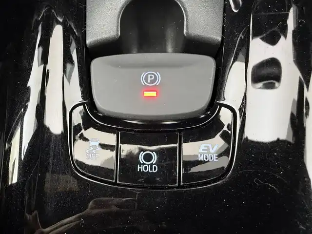 トヨタ Ｃ－ＨＲ G 愛知県 2017(平29)年 4.3万km ブラックマイカ トヨタセーフティセンス/プリクラッシュセーフティ/レーンディパーチャーアラート/オートマチックハイビーム/レーダークルーズコントロール/ナビ/ワンセグTV/Bluetooth接続/CD/DVD/AM/FM/SD/iPod/前後ドライブレコーダー/フルフラットシート/純正フロアマット/純正18インチアルミホイール/LEDヘッドライト/オートライト/プッシュスタート/バックカメラ/ETC/スマートキー