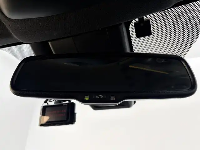 トヨタ Ｃ－ＨＲ G 愛知県 2017(平29)年 4.3万km ブラックマイカ トヨタセーフティセンス/プリクラッシュセーフティ/レーンディパーチャーアラート/オートマチックハイビーム/レーダークルーズコントロール/ナビ/ワンセグTV/Bluetooth接続/CD/DVD/AM/FM/SD/iPod/前後ドライブレコーダー/フルフラットシート/純正フロアマット/純正18インチアルミホイール/LEDヘッドライト/オートライト/プッシュスタート/バックカメラ/ETC/スマートキー