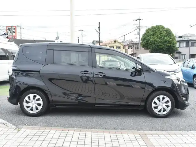 トヨタ シエンタ X 神奈川県 2016(平28)年 1.5万km ブラックマイカ ワンオーナー/メモリナビ/フルセグテレビ/バックカメラ/プッシュスタート/片側パワースライドドア/ETC/スマートキー/保証書/取説/ナビ説/スペアスマートキー