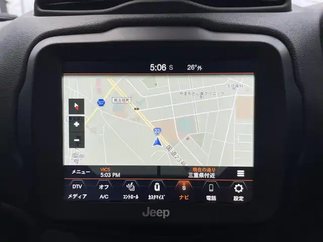 クライスラー・ジープ ジープ レネゲード リミテッド 三重県 2020(令2)年 3.9万km ブラック 登録時38677km/黒革シート/ルーフレール/禁煙車/純正ナビ/（AM/FM/TV/Bluetooth）/ワンセグTV/バックカメラ/ETC2.0/クルーズコントロール/純正ドラレコ（前後）/パワーシート/シートヒーター/ステアリングスイッチ/ステアリングヒーター/衝突軽減システム/車線逸脱防止機能/BSM/コーナーセンサー/プッシュスタート/純正フロアマット/純正アルミ/スペアキー