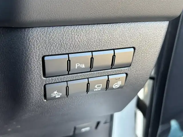 レクサス ＮＸ 200t Iパッケージ 大分県 2016(平28)年 4.7万km ソニッククォーツ ・純正ナビ(CD/DVD/BT/SD/USB/AUX)/・フルセグテレビ/・バックカメラ/・プリクラッシュセーフティ/・コーナーセンサー/・レーダークルーズコントロール/・AC100V/・ETC/・ステアリングリモコン/・ステアリングヒーター/・パドルシフト/・パワーシート/・シートメモリー/・シートヒーター/・ブレーキホールド/・スマートキー&プッシュスタート/・純正アルミホイール