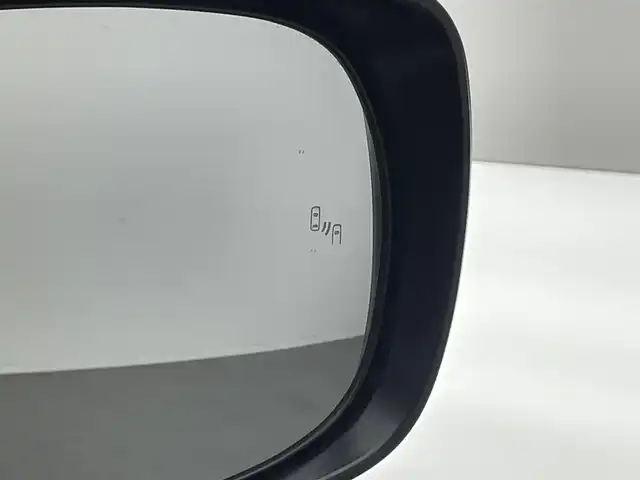 トヨタ ランドクルーザー プラド TX Lパッケージ マットブラED 愛知県 2022(令4)年 1.3万km ブラック メーカーナビＴＶ　ムーンルーフ　禁煙車　全方位カメラ　ＢＳＭ　黒革　シートヒーター　シートエアコン　コーナーセンサー　セーフティセンス　衝突軽減　追従クルコン　純正ルーフレール　ETC　7人　　ＬＥＤライト　ヘッドライトウォッシャー　ETC２．０　オートハイビーム　ルーフレール　スペアタイヤ