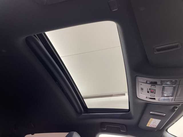 レクサス ＲＸ 450h Fスポーツ 愛媛県 2020(令2)年 4.4万km グラファイトブラックガラスフレーク パノラミックビューモニター/置くだけ充電/ムーンルーフ/セカンドシートパワーシート（電動リクライニング&電動格納機能付）/前後ドライブレコーダー//Lexus Safety System＋/レーダークルーズコントロール/レーントレーシングアシスト/純正12.3インチナビ/フルセグTV　Bluetooth /シートヒーター/2列目シートヒーター/全席パワーシート/パワーバックドア/3眼LEDヘッドライト/純正20インチアルミホイール/ビルトインETC2.0