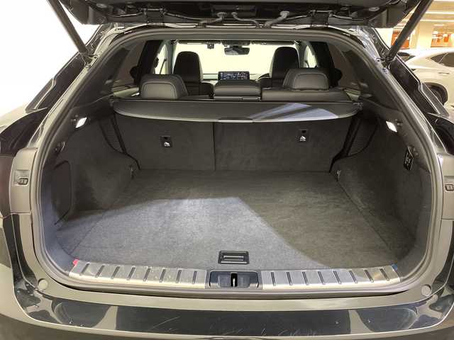 レクサス ＲＸ 450h Fスポーツ 愛媛県 2020(令2)年 4.4万km グラファイトブラックガラスフレーク パノラミックビューモニター/置くだけ充電/ムーンルーフ/セカンドシートパワーシート（電動リクライニング&電動格納機能付）/前後ドライブレコーダー//Lexus Safety System＋/レーダークルーズコントロール/レーントレーシングアシスト/純正12.3インチナビ/フルセグTV　Bluetooth /シートヒーター/2列目シートヒーター/全席パワーシート/パワーバックドア/3眼LEDヘッドライト/純正20インチアルミホイール/ビルトインETC2.0