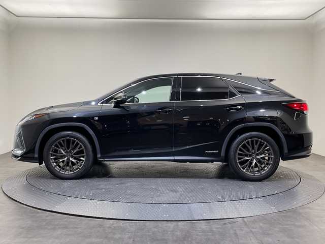 レクサス ＲＸ 450h Fスポーツ 愛媛県 2020(令2)年 4.4万km グラファイトブラックガラスフレーク パノラミックビューモニター/置くだけ充電/ムーンルーフ/セカンドシートパワーシート（電動リクライニング&電動格納機能付）/前後ドライブレコーダー//Lexus Safety System＋/レーダークルーズコントロール/レーントレーシングアシスト/純正12.3インチナビ/フルセグTV　Bluetooth /シートヒーター/2列目シートヒーター/全席パワーシート/パワーバックドア/3眼LEDヘッドライト/純正20インチアルミホイール/ビルトインETC2.0