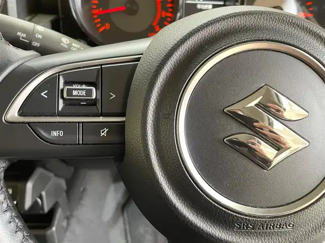 スズキ ジムニー XC 岩手県 2020(令2)年 1.5万km ジャングルグリーン ワンオーナー/４WD/ターボ/スズキセーフティサポート/デュアルセンサーブレーキサポート/車線逸脱警報/誤発進抑制機能/ハイビームアシスト/横滑り防止装置/ブレーキLSDトラクションコントロール/ヒルディセントコントロール/クルーズコントロール/カロッツェリアオーディオ（CD/USB/AUX/AM/FM）/シートヒーター/オートエアコン/オートライト/LEDヘッドライト/フォグランプ/ドアミラーウインカー/純正16インチアルミホイール
