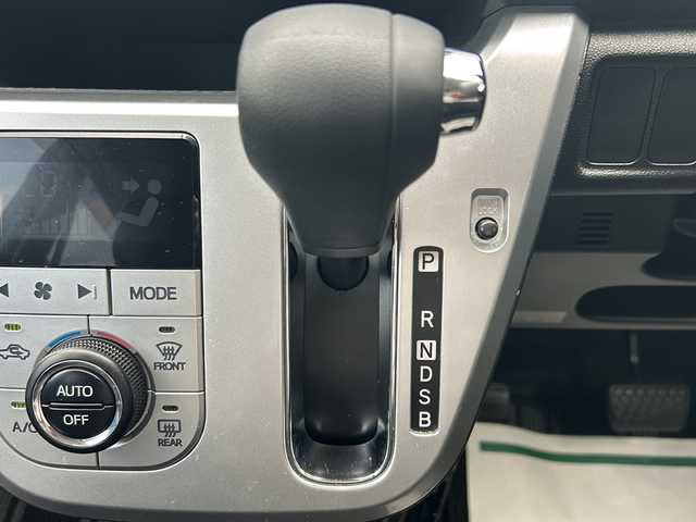 ダイハツ キャスト アクティバ X 沖縄県 2017(平29)年 3.2万km スプラッシュブルーM 県外仕入　/禁煙車　/純正ナビ/（ＴＶ／ＡＭ／ＦＭ／Ｂｌｕｅｔｏｏｔｈ）/前後ドライブレコーダー　/横滑り防止機能　/衝突被害軽減システム　/スマートキー　/アイドリングストップ　/ＥＴＣ　/オートライト　/オートエアコン