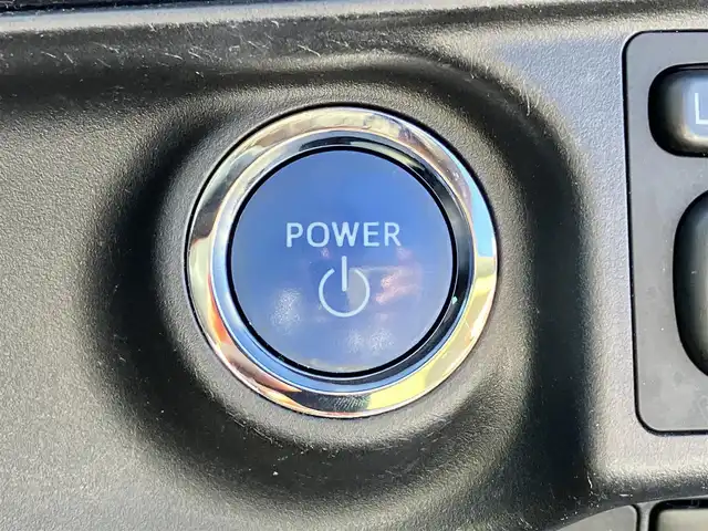 トヨタ アクア S 静岡県 2014(平26)年 5.8万km ブラックマイカ /エンジンスタートボタン/パワーステアリング/パワーウィンドウ/スマートキー/取扱説明書/オートエアコン/アイドリングストップ/ETC/純正ナビ（CD/DVD/BT/フルセグ）/純正フロアマット/布シート/ABS/横滑り防止装置/オートライト/ハロゲン/Wエアバッグ/D席フロアマット不足