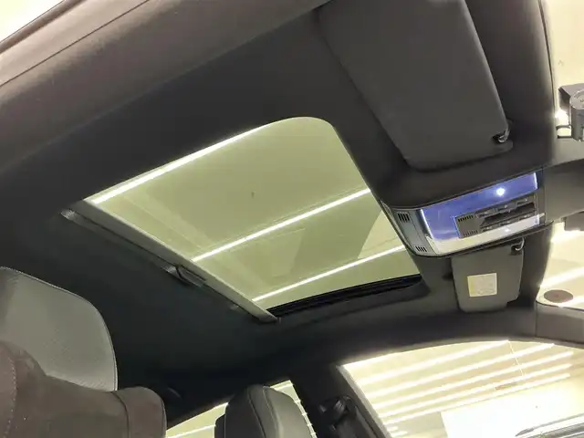 フォルクスワーゲン アルテオン TSI 4モーション Rラインアドバンス 岡山県 2018(平30)年 6万km 白 AndroidAuto/Apple　car　play/ヘッドアップディスプレイ/ACC/シートヒーター（ALL）/ドラレコ（F/R）/ブレーキオートホールド/パークアシスト/バックカメラ/アラウンドビューカメラ/WAC/パドルシフト/サンルーフ/走行モード/DYNAudio/CD/DVD/Bluetooth/AUX/FM/AM