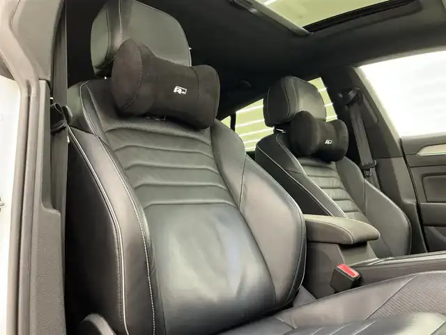 フォルクスワーゲン アルテオン TSI 4モーション Rラインアドバンス 岡山県 2018(平30)年 6万km 白 AndroidAuto/Apple　car　play/ヘッドアップディスプレイ/ACC/シートヒーター（ALL）/ドラレコ（F/R）/ブレーキオートホールド/パークアシスト/バックカメラ/アラウンドビューカメラ/WAC/パドルシフト/サンルーフ/走行モード/DYNAudio/CD/DVD/Bluetooth/AUX/FM/AM