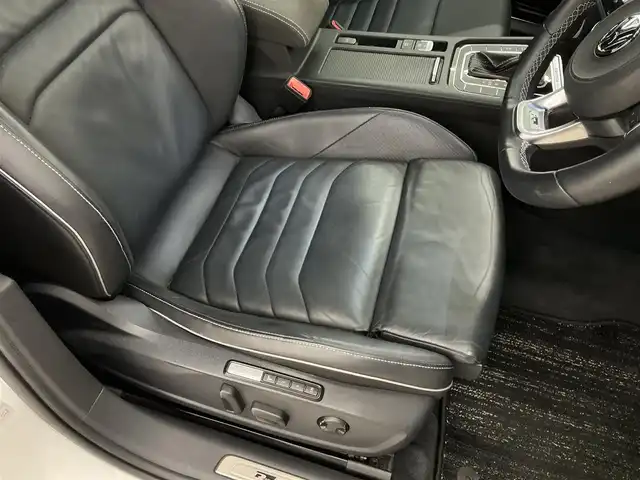 フォルクスワーゲン アルテオン TSI 4モーション Rラインアドバンス 岡山県 2018(平30)年 6万km 白 AndroidAuto/Apple　car　play/ヘッドアップディスプレイ/ACC/シートヒーター（ALL）/ドラレコ（F/R）/ブレーキオートホールド/パークアシスト/バックカメラ/アラウンドビューカメラ/WAC/パドルシフト/サンルーフ/走行モード/DYNAudio/CD/DVD/Bluetooth/AUX/FM/AM
